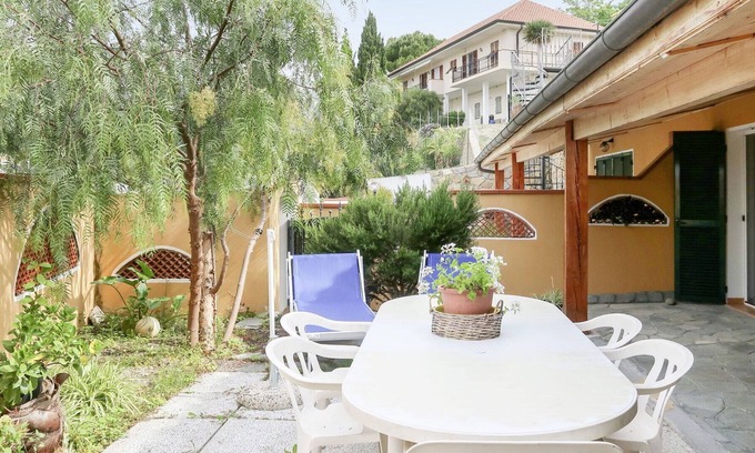 Sanremo House | Beautiful villa for 9 guests with WIFI, TV, terrace and pets allowed