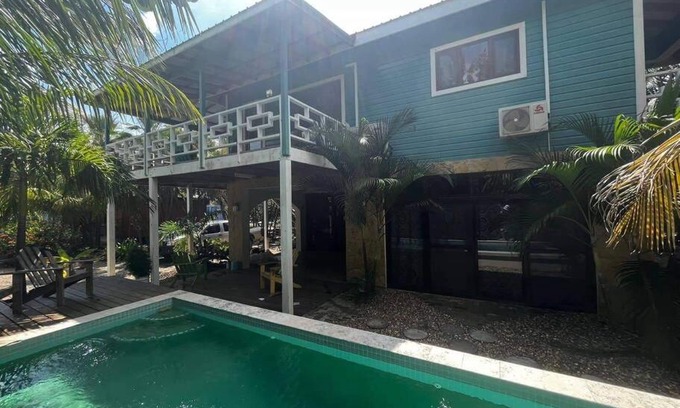 Placencia Villa | Beautiful villa in Maya Beach, Placencia Peninsula