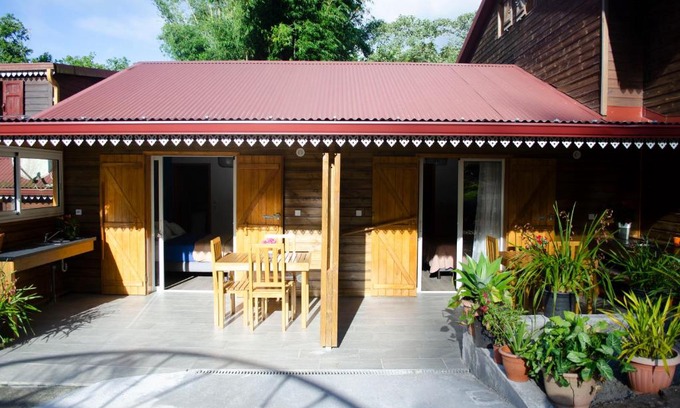 Salazie House | BEC ROZ'