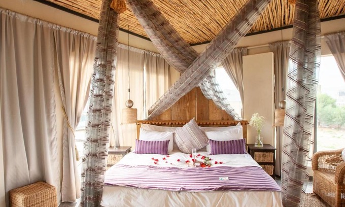 Strand Apartment | Bedrock Executive Top Floor En-Suite Studio