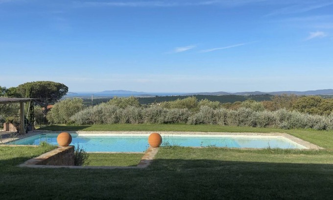 Magliano in Toscana Villa | Bel Casale con Vista Mare e sul Borgo Medievale