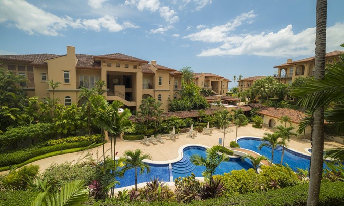 Herradura Condo | Bella Vista 2D 3 bdrs pool view in Los Suenos