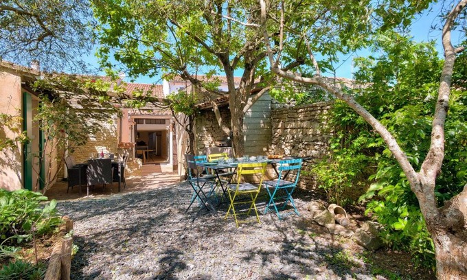Le Bois-Plage-en-Re House | Belle maison avec jardin ombragé pour 11