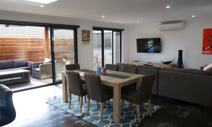Mansfield Apartment | Ben's Place - modern & convenient