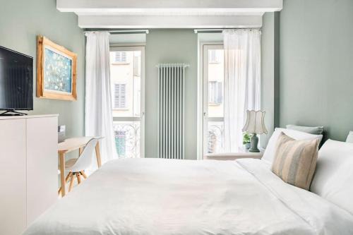 Borgo San Leonardo Apartment | Bergamo Center [SUITE MIA] - Modern & Green + WiFi