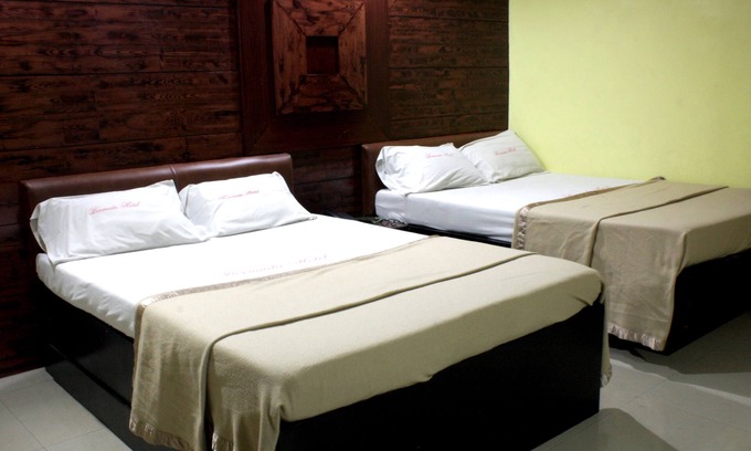 Highway Hills Hotel | Bermuda Hotel and Restaurant