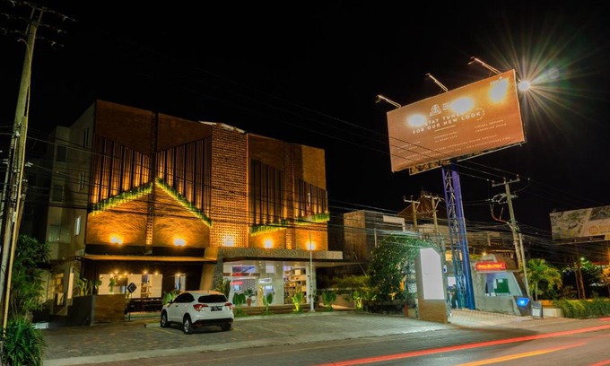 Sunset Road Hotel | Berry Biz Hotel Sunset Road