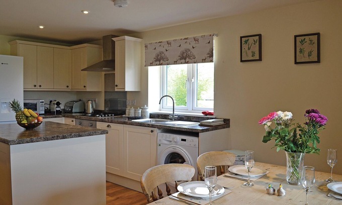 Axbridge Ski Chalet | Bespoke lodge situated in a rural setting.