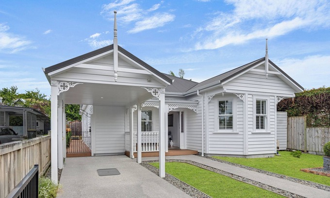 Devonport House | Bespoke Stays - Elegant Family Haven