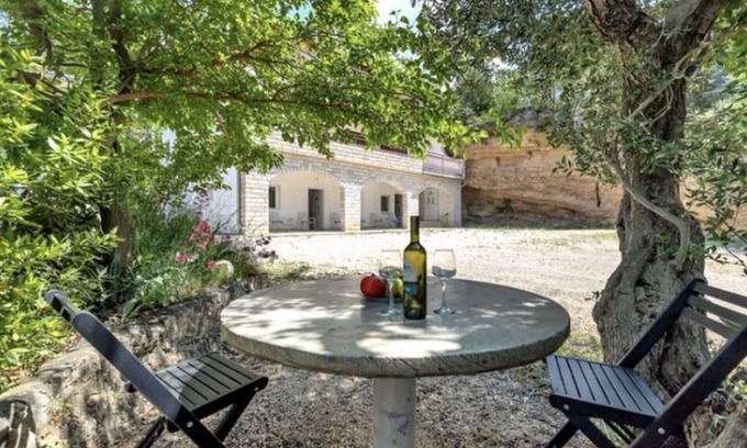 Istok Apartment | Between mountains & sea - your retreat in Makarska