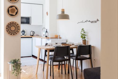 Boavista Apartment | BFlat PortoTownhouse by LovelyStay