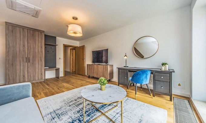 Old Town Apartment | BH Properties, Apartamenty Teatr Wybrzeże Śródmieście