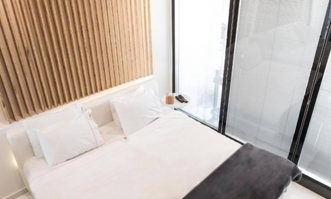 Athens City Centre Apartment | BHA009 - C - Suite Athens