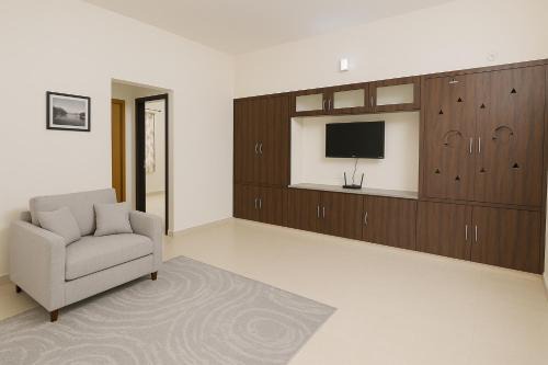 Tiruchanur House | Bhakti Bliss Homestay - New Luxury 2bhk apartment in Tirupati with Kitchen and car parking