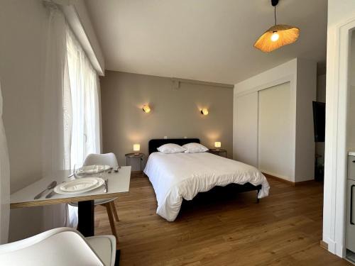 Cazaubon Apartment | Bienvenue à L'Oustalet - Studio 3
