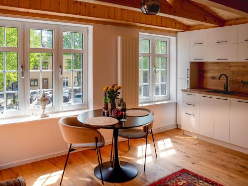 Travemuende Apartment | Birdhouse