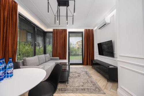 Jelitkowo Apartment | Black Diamond with terrace - Botanica Jelitkowo by OneApartments