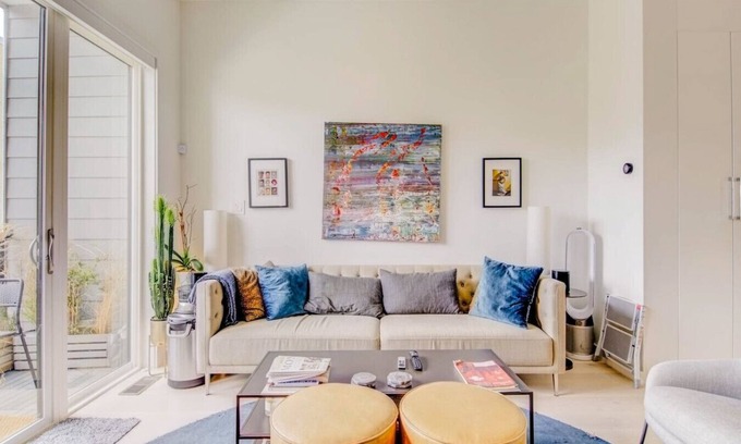 Bloomingdale House | Bloomingdale Townhouse | Rooftop and EV Parking