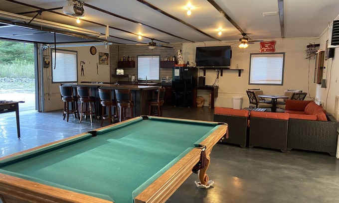 Kalkaska House | Blue Bear Hideout the ultimate set up for large groups and get togethers!