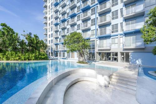 Cha-am Apartment | Blue condo Thew Talay seaview By Bigbike