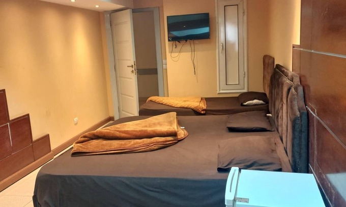 Al Duqqi Hotel | Blue Eyes Hotel