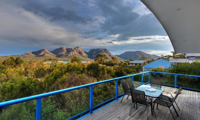 Coles Bay House | Blue Gum Retreat