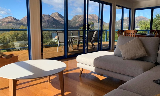 Coles Bay House | Blue Gum Retreat