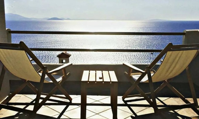 North Kynouria Apartment | Blue Horizon - Sapphire Deluxe Sea View Suite