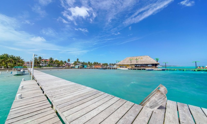San Pedro Cabin | Blue Tang Inn