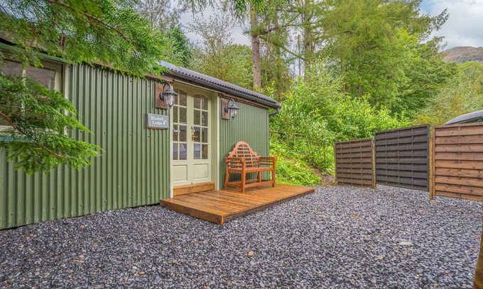 Coniston Cabin | Bluebell Lodge, Lake District Shepherd's Hut for 2