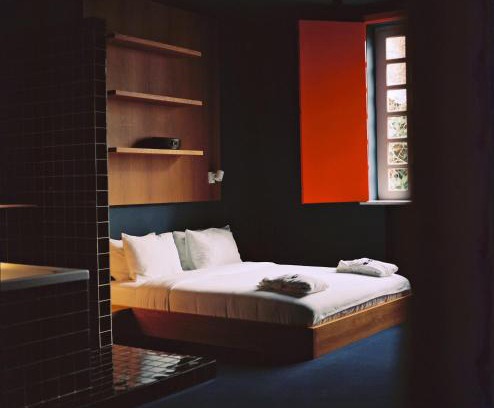 Vera Hotel | Blueberry Nights