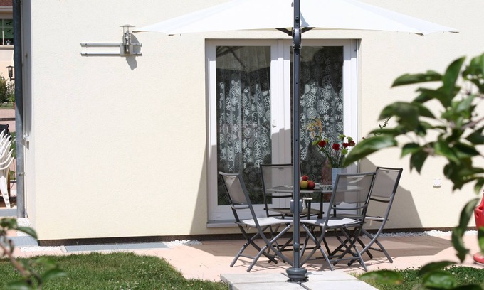 Mies Bed & Breakfast | BnB Les Coquelicots