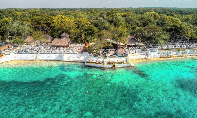 Rosario Islands Cabin | Bora Bora Hotel & Beach Club