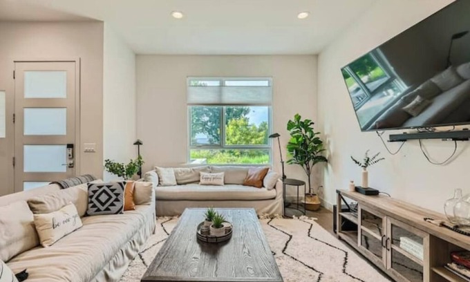 Steel Yards House | Boulder Luxury Modern Furnished Townhouse