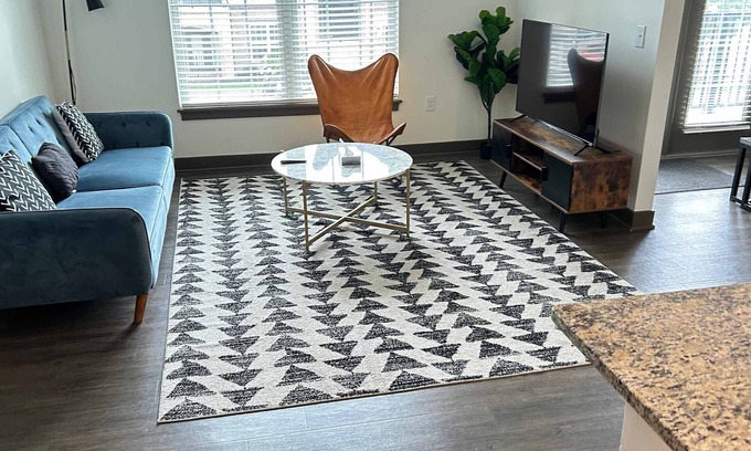 Middletown Apartment | Boulevard Stays Contemporary 1BR Apartment Pool, Gym, Free Parking