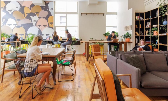 Melbourne Central Business District Hotel | Bounce Melbourne - formerly Roamer