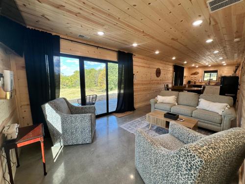 Lawrenceburg House | Bourbon Barrel Cottages #6 on Ky Bourbon Trail
