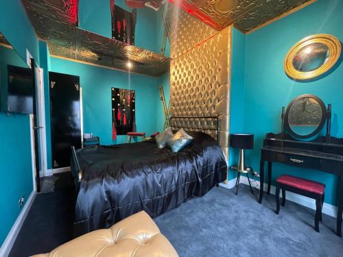 Brighton Apartment | Boutique Dungeon