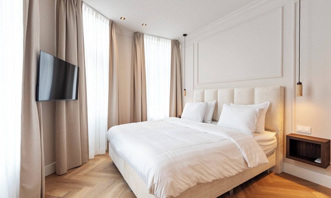Zandvoort Apartment | Boutique hotel Novi - Room LUZ