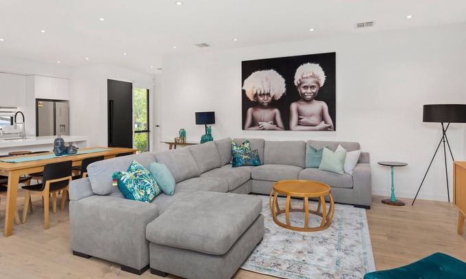 Murrumbeena House | BOUTIQUE STAYS - Sunnyside