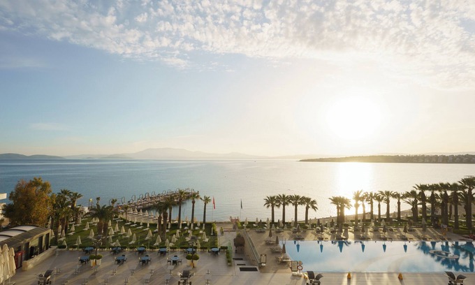 Boyalık Mahallesi Hotel | Boyalık Beach Palms Hotel