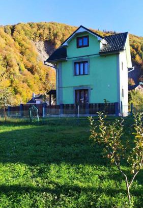 Yaremche House | Boykivska Familiya