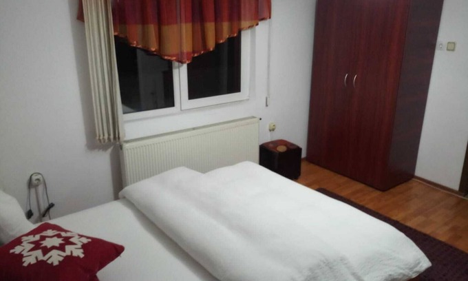 Moieciu Hotel | Bran Moieciu Escape by BuySellRent