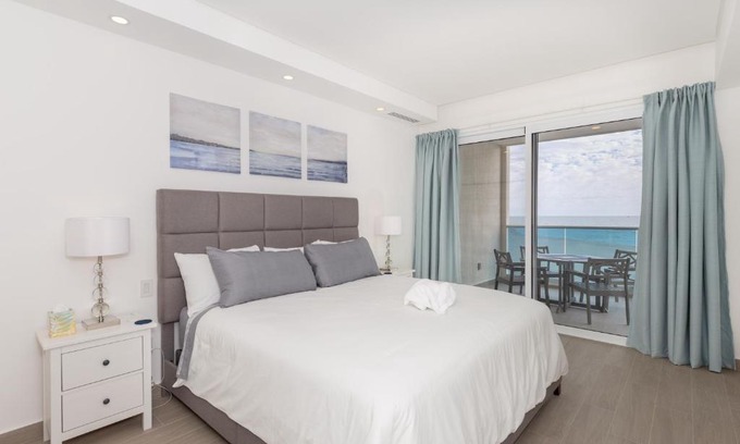 Puerto Penasco Apartment | Brand New Contemporary 2 BD Oceanfront Condo at Encantame Towers Verano E302