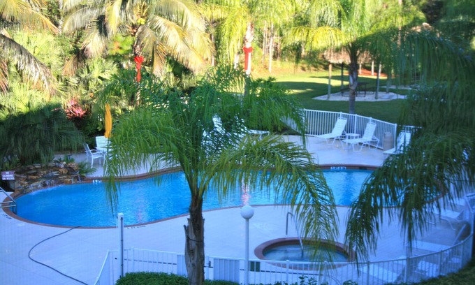 Ole Condo | Brand New Furnishings at this 2/2 Condo in Lely of Naples