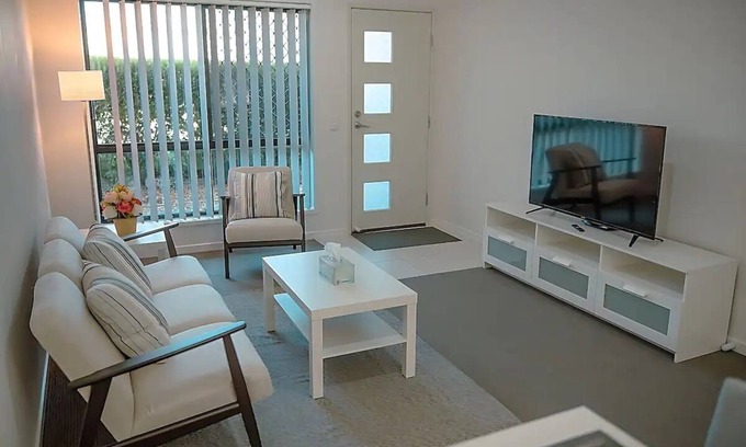 Doolandella House | Brand New Furniture/Stylish Decor/3 Bedrooms