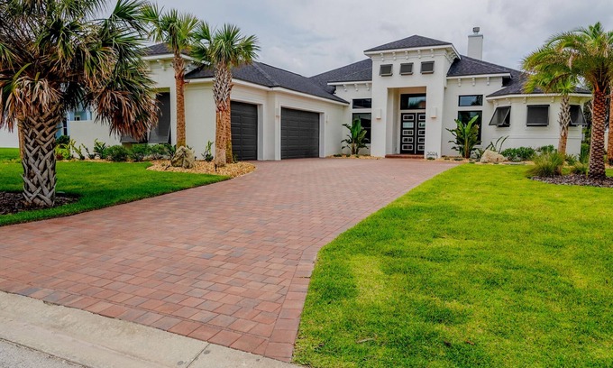 Painters Walk House | BRAND NEW HOME! Intracoastal Waterway & Beach Access! Welcome to The Blue Heron!