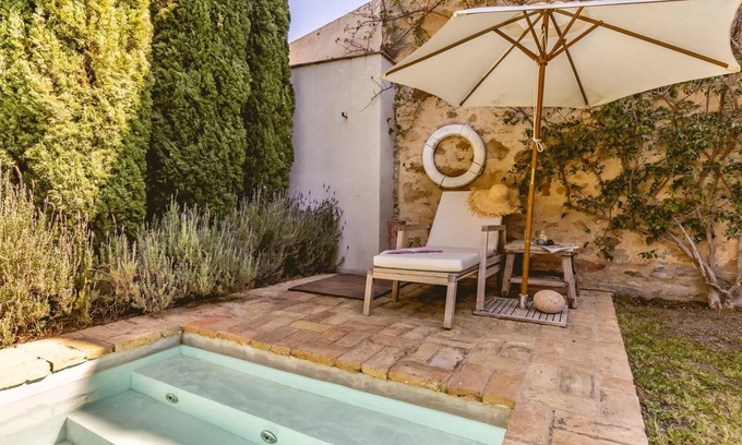Castell-Platja d'Aro Cottage | Bravissimo Village House Can Bufas