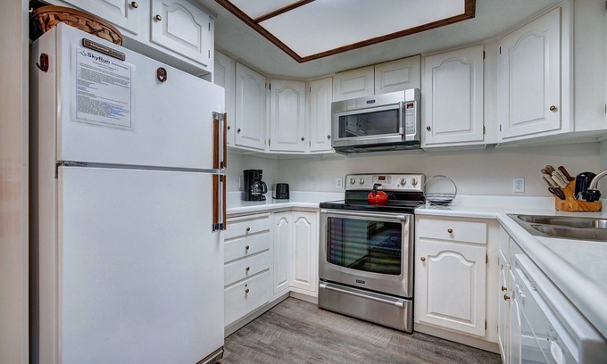 Peak 9 House | Breckenridge Pet-Friendly Trappeur 3 Townhouse by RedAwning