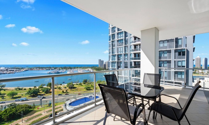 Southport Apartment | Brighton on Broadwater Shores